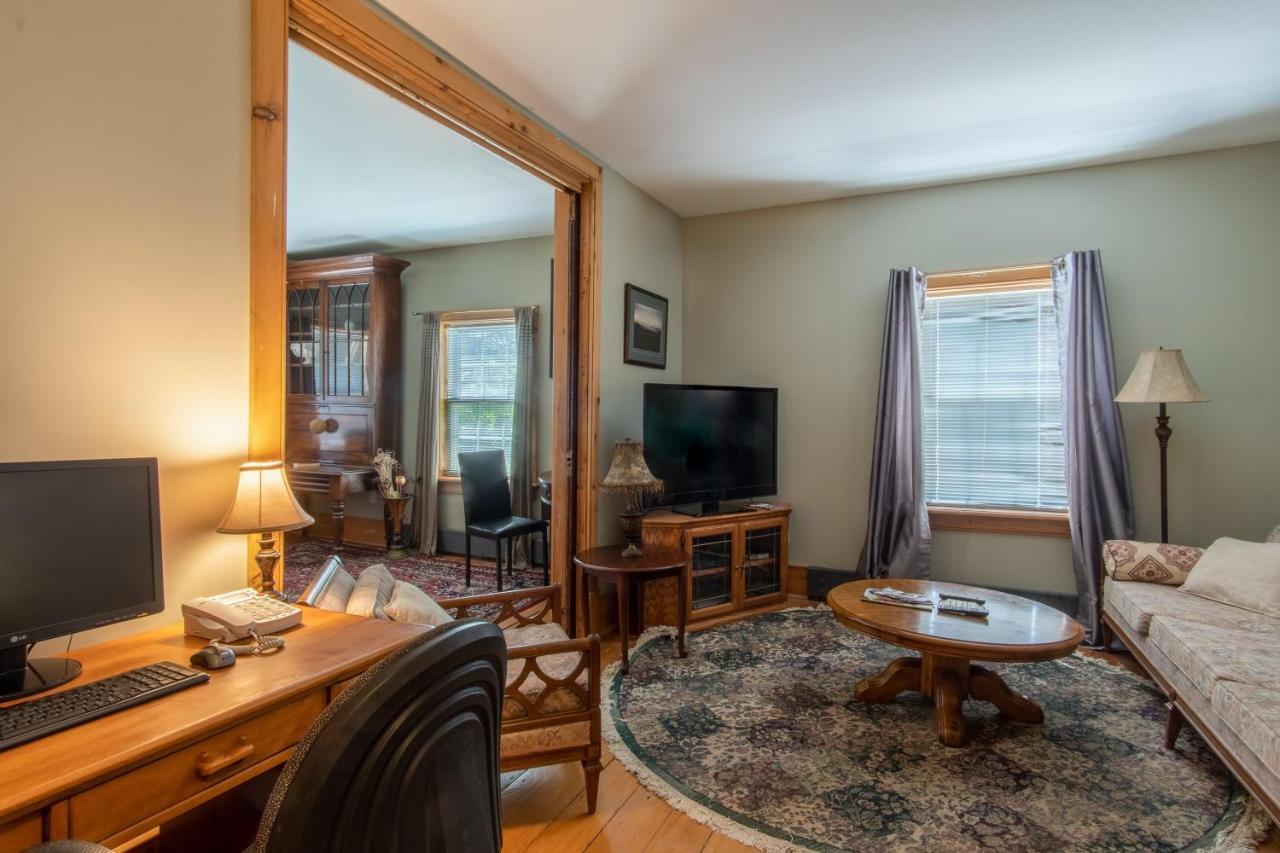 Emilyville Inn Campbellford Zewnętrze zdjęcie