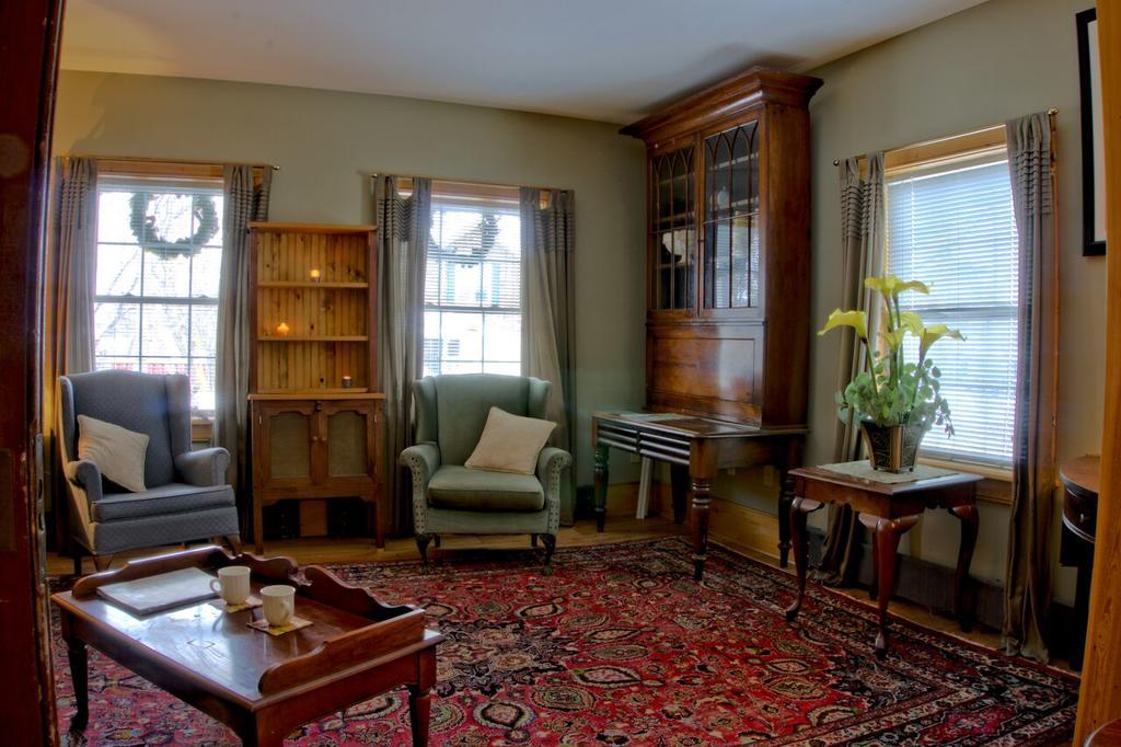 Emilyville Inn Campbellford Zewnętrze zdjęcie